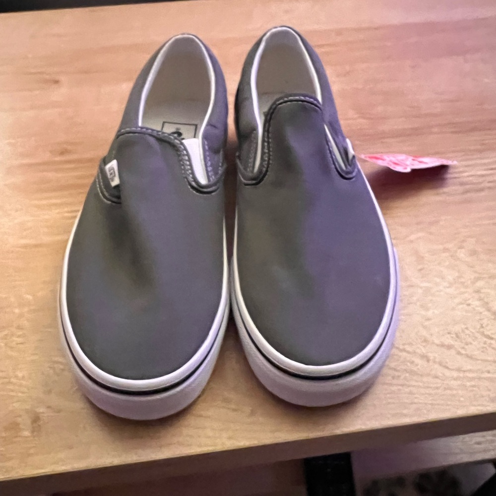 NWTGS Vans slip ons